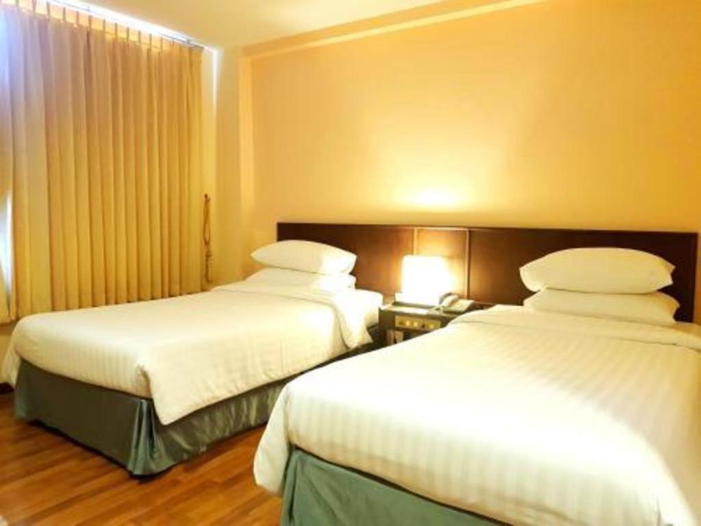Dusit Hotel Sakon Nakhon Exterior foto